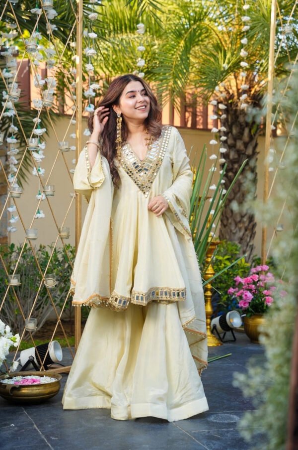 IMG_1772_1.jpg Ivory Shishmahal Palazzo Suit