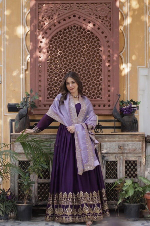 KA-1143_1.jpg Purple Wedding Wear Gown